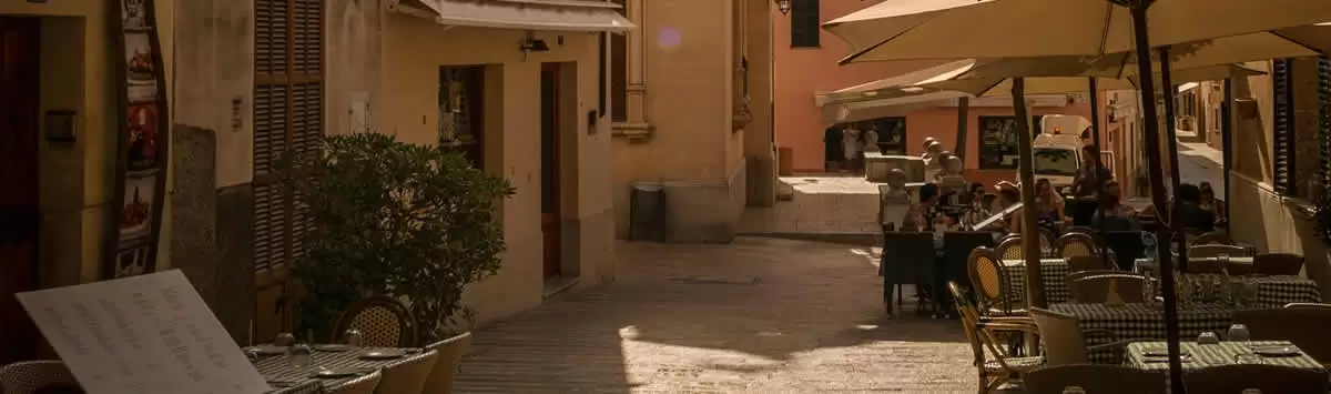 Gasse in Alcudia.webp