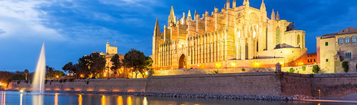 Palma de Mallorca Kathedrale Nachts