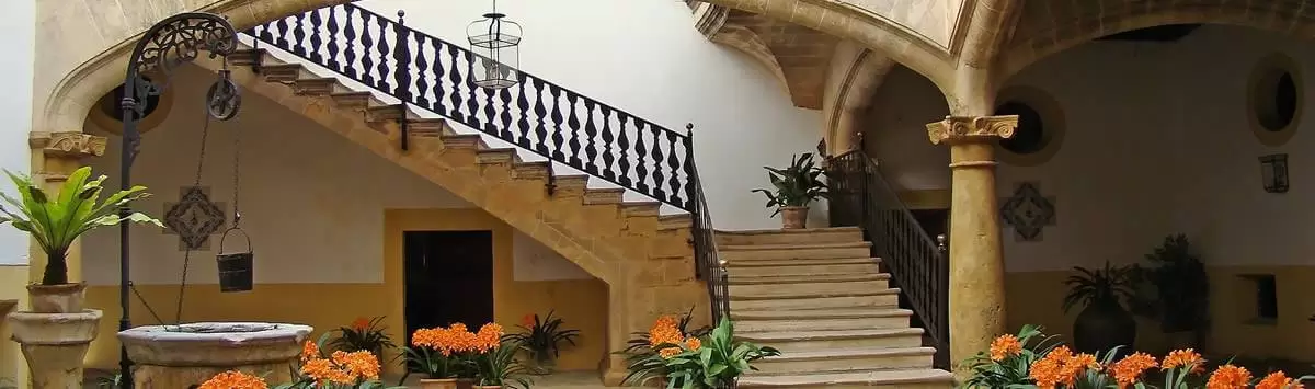 Patio in Palma.webp