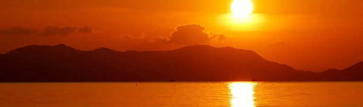 Sonnenuntergang am Meer.webp