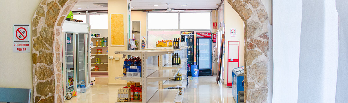 Bild zum Objekt: Gepflegter Supermarkt inkl. Bar mit Terrasse zum Verkauf