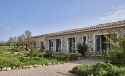 Mallorca, Campos, moderne Finca mit 5 Schlafzimmer, 5 Bäder und großem Pool zu verkaufen