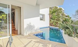 Moderne Villa mit Pool und Meerblick im begehrten Costa d’en Blanes