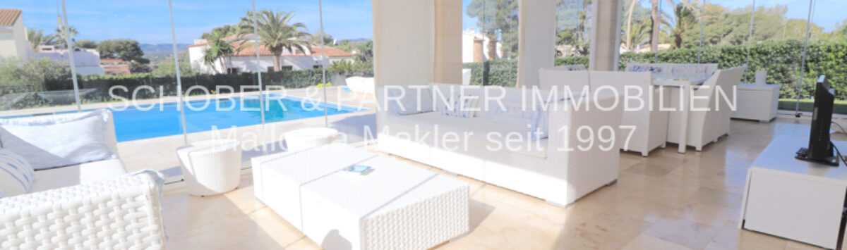 Bild zum Objekt: 210m² Villa mit 4 Zimmern, 2 Bädern und Pool zum Verkauf