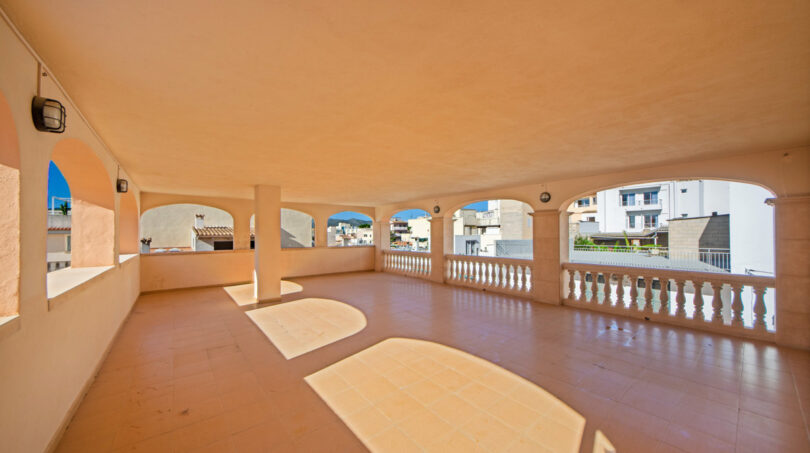 Terrace upper floor