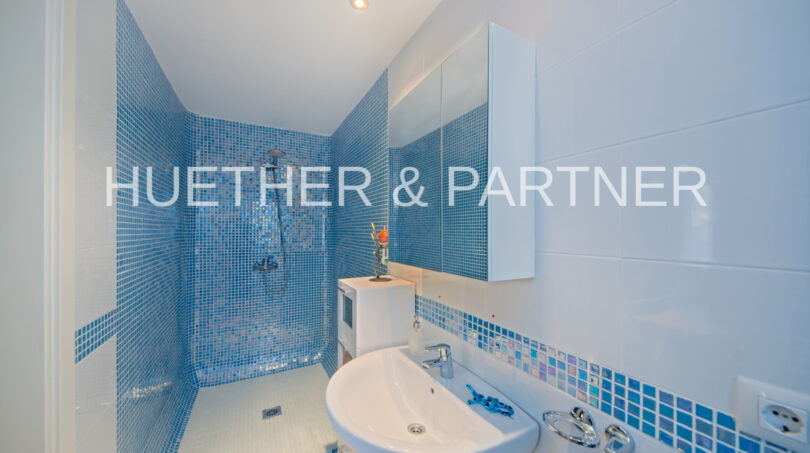 Bathroom ground floor