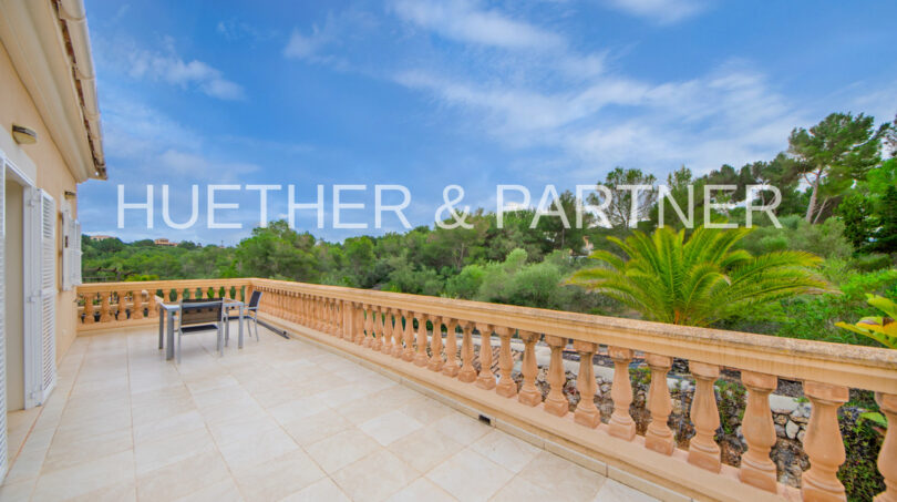 Terrace-balcony