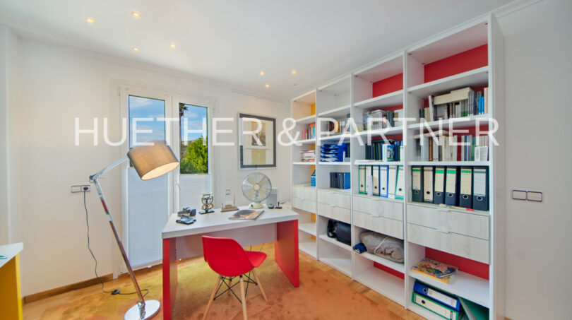 Arbeitszimmer