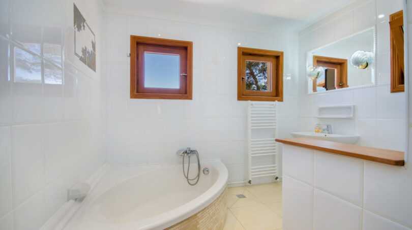 Badezimmer 1