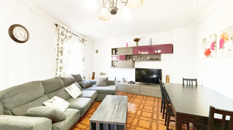 Living and dining area