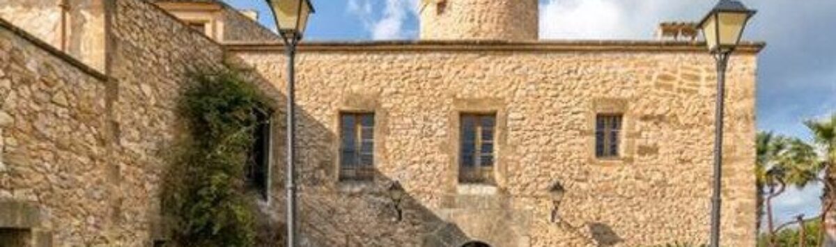 View of the property: Mill property with 5 bedrooms, 4 bathrooms & restaurant license for sale