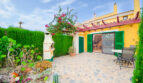 Casa desde el jardín