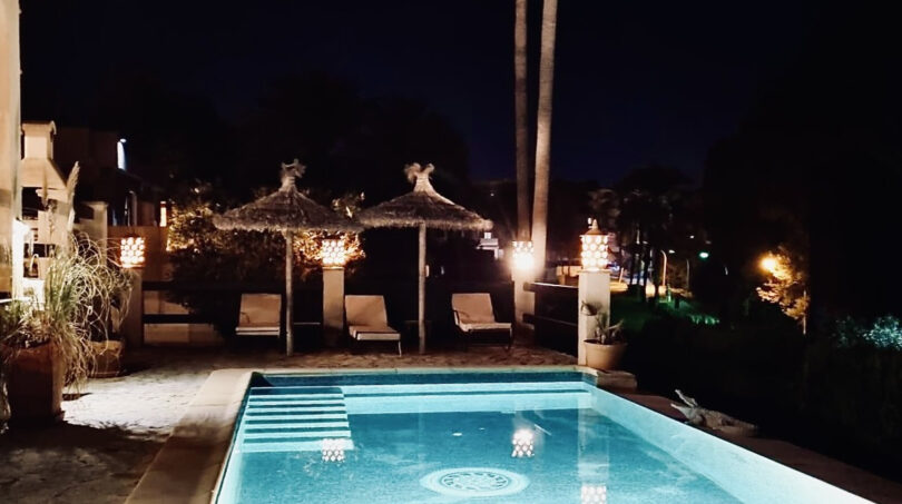 Pool am Abend