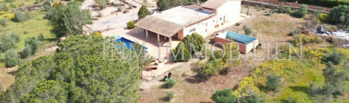 Bild zum Objekt: Finca mit 6 SZ, 3 Bädern (2 sep. WE) und Pool zum Verkauf