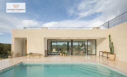 Neubauvilla in Gemeinschaftsanlage, privater Pool und Garten, wunderbare Lage in Cala Murada