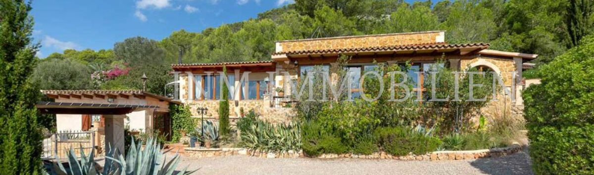 Bild zum Objekt: Finca mit 4 Zimmern, 3 Bädern, Gästeapartment & Pool zu mieten