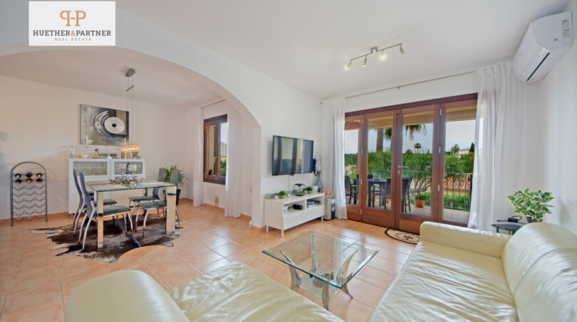 Living-dining area