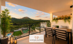 Designer-Wohnung in Font de Sa Cala mit Pool nahe Strand