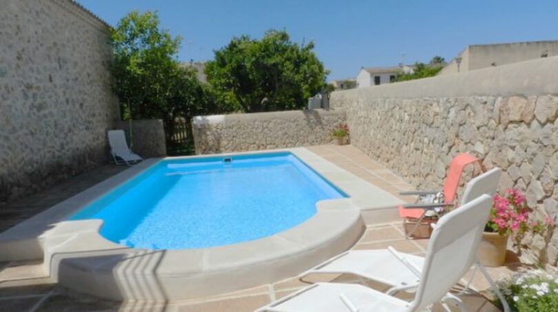 Pool und Garten