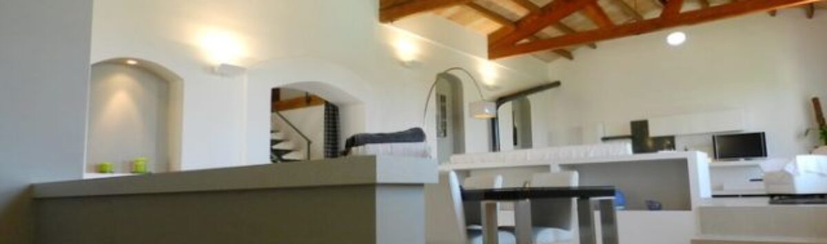 Bild zum Objekt: 250m² Luxusapartment mit 4 SZ, Pool, Garten & Terrasse zu mieten