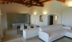 Sofas, Fernseheck und Kamin