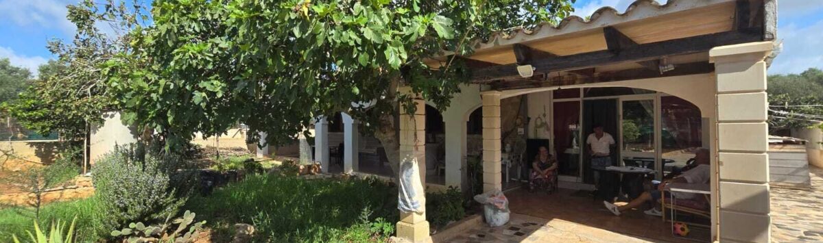 Bild zum Objekt: 1.665m² Finca mit 4 Zimmern, 2 Bädern und Kamin zum Verkauf