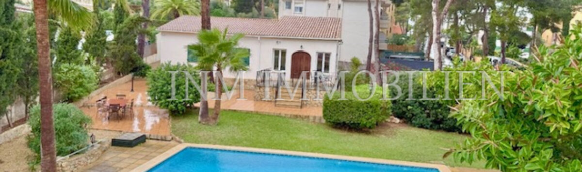 Bild zum Objekt: 201m² Villa mit 4 Zimmern, 3 Bädern, Pool & Garage zu kaufen