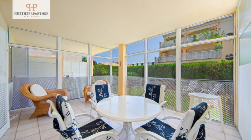 überdachte Terrasse