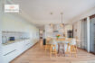 230m² DHH mit 10 Zimmern, 4 Bädern und Terrassen zum Verkauf