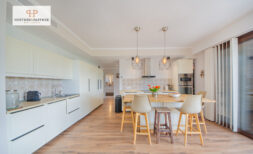 Doppelhaus in Son Servera mit getrennten Wohneinheiten, Garten, Terrasse, & Poolvorbereitung