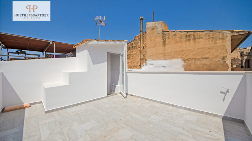 Roof terrace