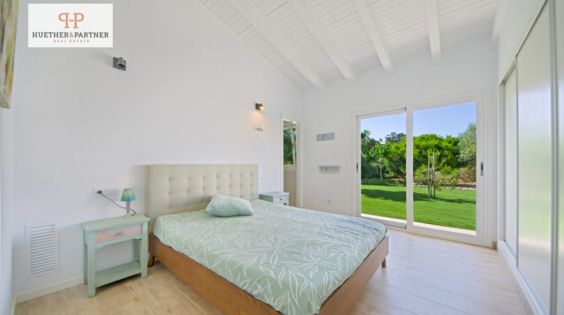 Bedroom with en suite bathroom