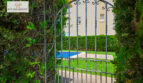 Gartentor zum Pool
