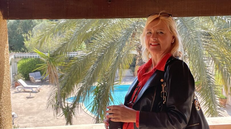Claudia auf einer mallorquinischen Finca in Llucmajor - ruhige Lage, mediterranes Flair und viel Raum zum Wohlfühlen.
