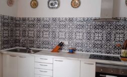 Charmante Erdgeschosswohnung mit Terrasse in Pere Garau, Palma