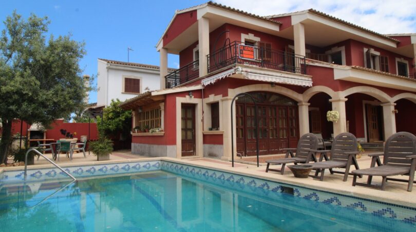 Terrasse mit Pool