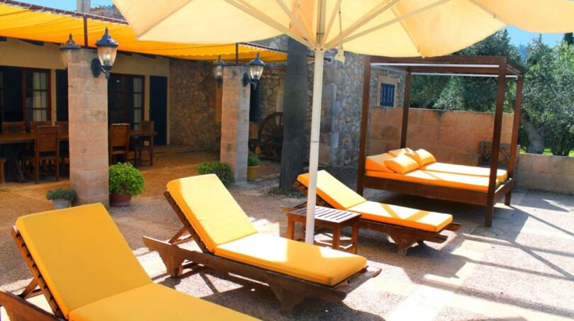 Pool area
