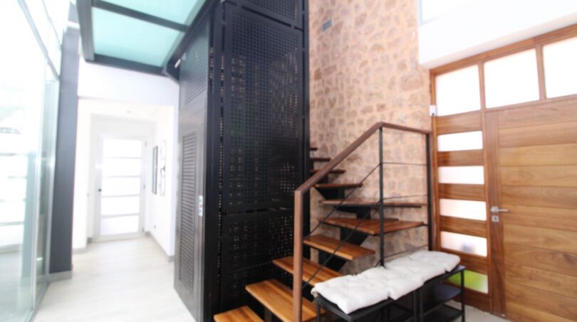 Villa mit Lizenz in Sa Torre