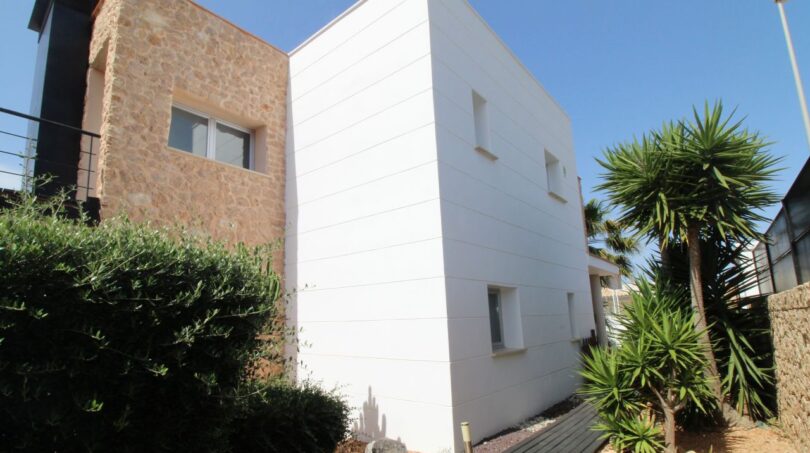 Villa mit Lizenz in Sa Torre