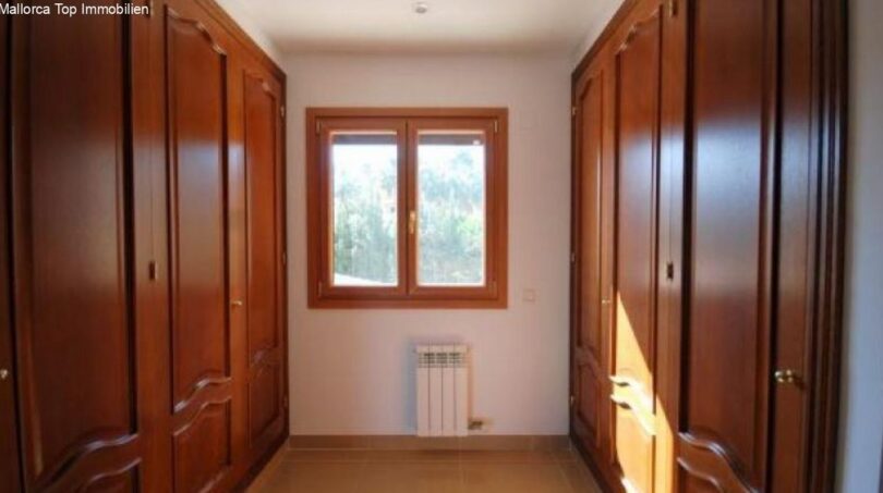 Dressing room