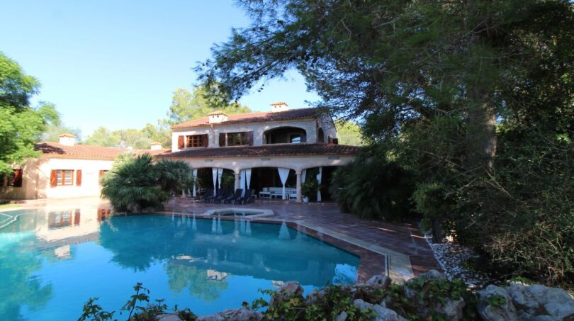 Finca mit Pool 