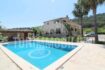 Finca mit 8 Zimmern, 2 Bädern, V.-Lizenz und Pool verkaufen