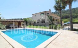Typisch mallorquinische Finca mit Vermieterlizenz