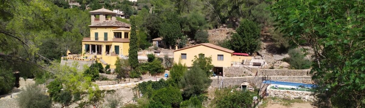 Bild zum Objekt: 32.000m² Finca mit 5 SZ, Gästehaus, Pool und Sauna zu kaufen