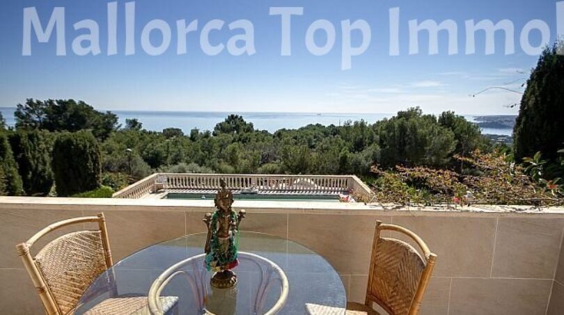 Terrace with sea view