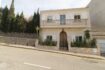 Villa mit 4 SZ, Terrassen, Garage und Innenhof zu verkaufen