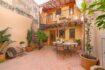 243m² Stadthaus mit 6 SZ, Dachterrasse & Weinkeller zu kaufen