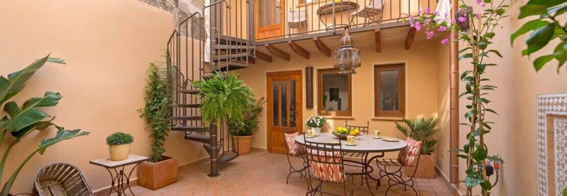 Modernisiertes Stadthaus