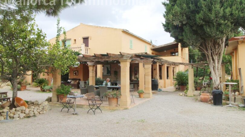 Finca mit Gästehaus ()