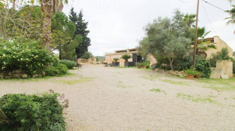 Finca mit Gästehaus ()